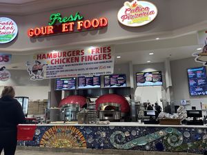 Food area #Veganuary at EddieWorld in Yermo