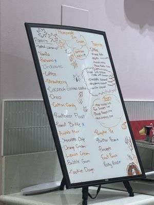 Vegan ice cream flavors clearly labeled👍👍  at EddieWorld in Yermo