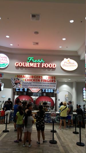 Food order at EddieWorld in Yermo