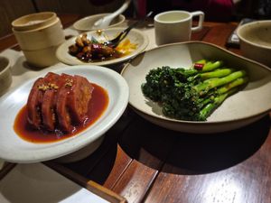 lotus roots with glutinous rice and Kailan at Mi Xun TeaHouse 谧寻茶室 in Chengdu