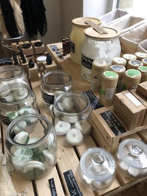 shampoos and body scrubs at Nasyp Si in Brno