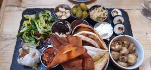 Vegan sharing board at The Garlic Farm in Sandown