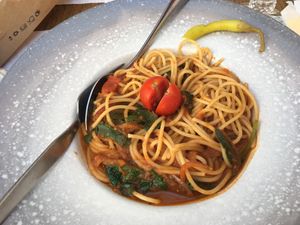 Spaghetti with spicy tomato sauce at Pane & Vino in Evora