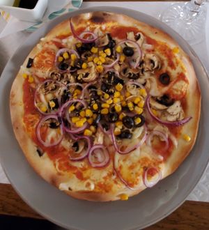 Pizza at Pane & Vino in Evora
