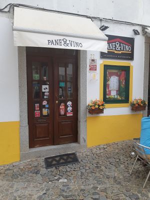Entrance at Pane & Vino in Evora