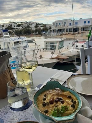 Location at Markakis Restaurant - Piso Livadi Paros in Paros