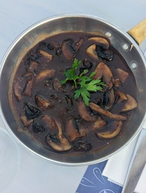 Sauteed mushrooms at Markakis Restaurant - Piso Livadi Paros in Paros