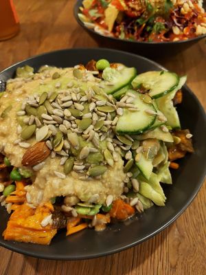 Superfood Bowl at Vedans in Bayreuth