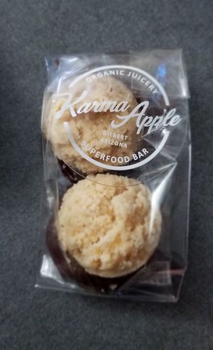 Chocolate Macaroons at Linden Organic in Gilbert