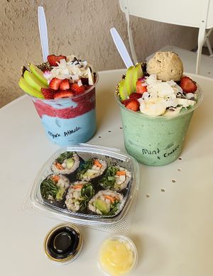 Shark attack bowl, mint chip bowl & veg sushi at Linden Organic in Gilbert