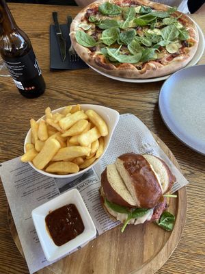 vegan burger (amaze burger patty) and vegan pizza (with vegan cheese) – currently the only two vegan options on the menu, both were really good at Hiša Ančka in Slovenj Gradec