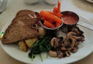 Vegan breakfast with gluten free bread at Surf's Up Cafe in Enniscrone