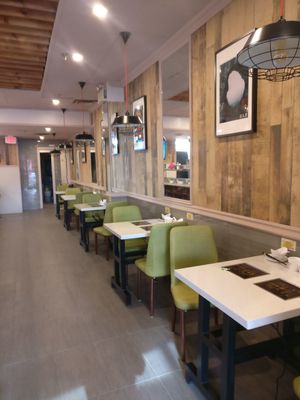 If you don't want to sit on stools at the conveyor belt at Surely Up Vegetarian Hotpot in Richmond Hill