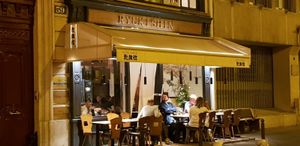 Illuminazione in vera chiave parigina  at Ryukishin - Richelieu in Paris