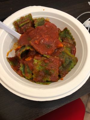 Vegan ravioli with tomato sauce  at Pastificio Artigianale di Canneto in Genoa