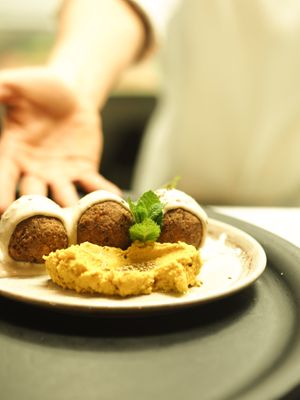  at Beaj Kafe in Brest