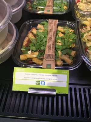 Vegan pasta at LYS - EXKi - T1 in Colombier-saugnieu