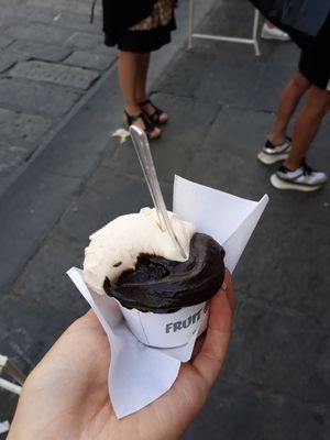 Almond & Dark chocolate at Fruit & Ice Cream Factory in Genoa