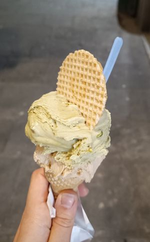 Hazelnut and pistachio at Fruit & Ice Cream Factory in Genoa