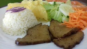 Seitan no prato? muito bom! at Pastelaria Perola do Zezere  in Ferreira Do Zezere