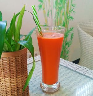 reusable straws at Bamboo Cafe in 