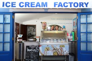  at Ice Cream Factory in Praia Da Luz