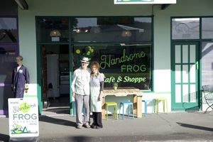 Always a warm welcome at Frog on the Hop - Food Truck in Whangarei