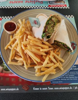 Wrap at Miss PeppeR in Frechen