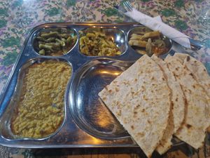 Rotti with vegetable curry at Eastern Lanka in Trincomalee