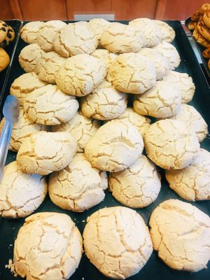 Vegan bakery options at Bakırköy Un Mamülleri in Istanbul