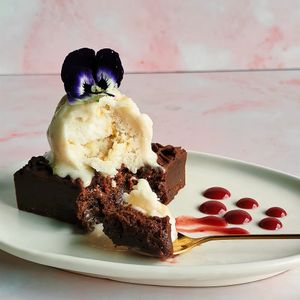 Toses Brownie with icecream  at Zatua Miski in Cuenca