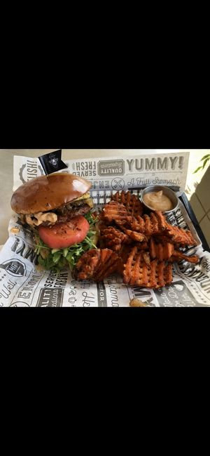 Maverick and sweet potatoes fries at Bumbling Bee in Virginia Beach