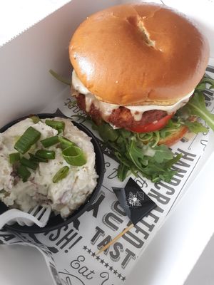 I had this TWICE before we left the beach it was THAT amazing - Chikun bacun ranch at Bumbling Bee in Virginia Beach