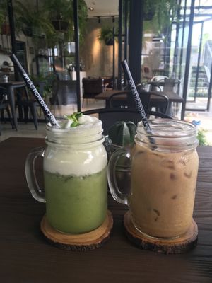 Fresh juice and an iced almond latte at AIRbarre Cafe in Phuket