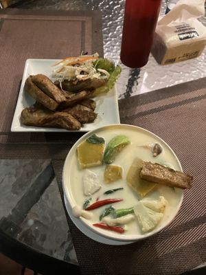 green curry + crispy chicken    at Taste From Heaven in Koh Phangan