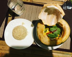 Curry in coconut and brown jasmine rice at Taste From Heaven in Koh Phangan