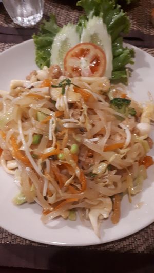 Pad thai at Taste From Heaven in Koh Phangan