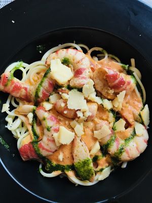 tagliatelle with scampis in saffron sauce at Lento in Hasselt