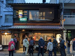 Queue when we left around 18:05 at Kyoto Engine Ramen in Kyoto