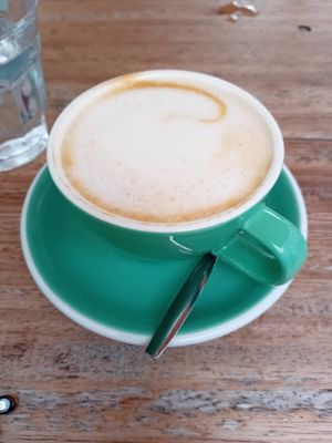 Cappucino with oat milk at Appeltje Eitje - Centre in The Hague