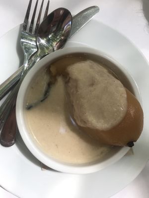 Pear almond cream at L'Hortet in Barcelona