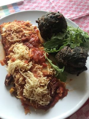 Lasagna spinach balls at L'Hortet in Barcelona