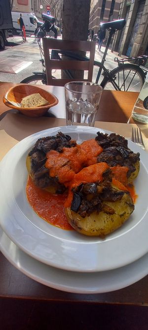  at L'Hortet in Barcelona