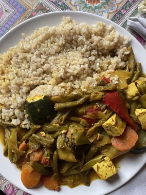 Tofu and greens  at L'Hortet in Barcelona