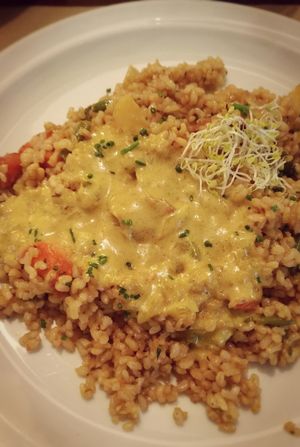 Rice with coconut curry milk and veggies at L'Hortet in Barcelona