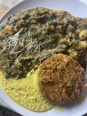 Tempeh burger  at L'Hortet in Barcelona