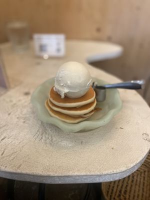 Pancakes with ice cream and caramel sauce (not pictured)  at Vegan Cafe PQ's in Tokyo
