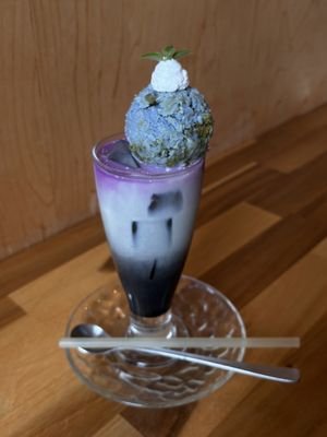 september drink   at Vegan Cafe PQ's in Tokyo