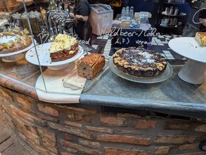 Cake at Cafe Kunst Haus in Vienna