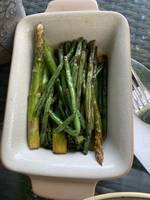 Asparagus and broccoli and beans at Saxon Mill in Warwick